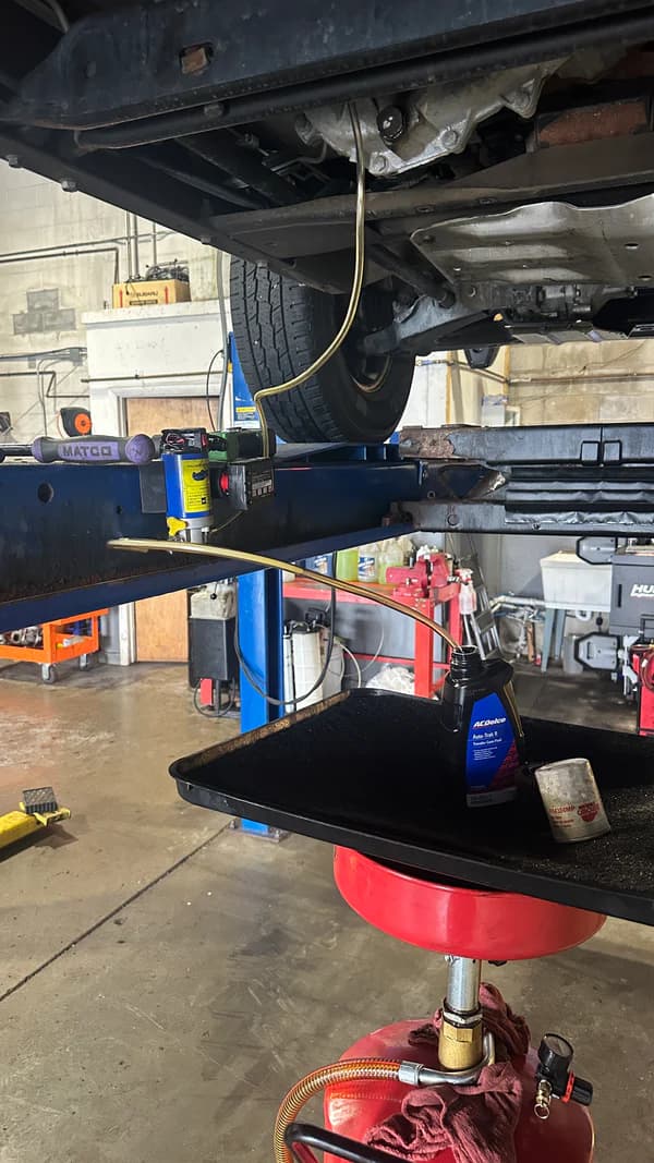 M12 fluid transfer pump